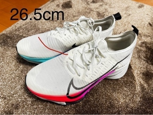 Nikeランニン　エア ズーム テンポ ネクスト% NIKE ZOOM tempo next