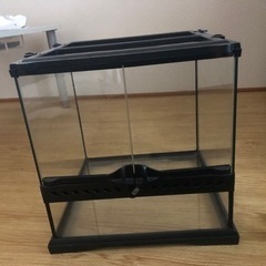 爬虫類　飼育ケース　ペット用品