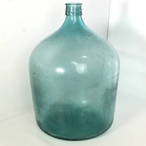 UNY2/92 古いガラス瓶 デミジョンボトル アンティーク 昭和レトロ 猫便 地急便 花瓶 店舗什器 カフェ 古家具 インテリア 気泡 ※欠けあり