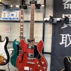 セミアコギター販売中！ 【YAMAHA SA700】