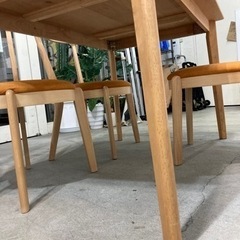 配達可【ダイニングテーブル/イス✖️4】クリーニング済み