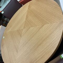 ジモティ来店特価!!! ラウンドダイニングテーブル FUVO ナチュラル 