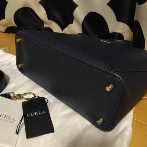 FURLA ショルダーバッグ / ネイビー 入学式・卒業式 さらなる！大物
