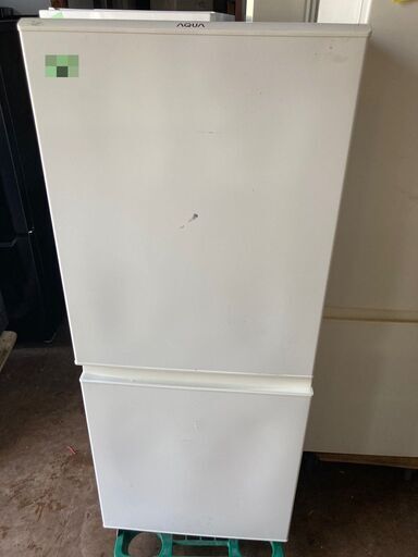 ☆中古￥10,800！【会員価格￥8,800】AQUA　126㍑2ドア冷蔵庫　家電　2019年製　AQR-E13H(W)型　幅48cmｘ奥行56cmｘ高さ116cm　【BC029】