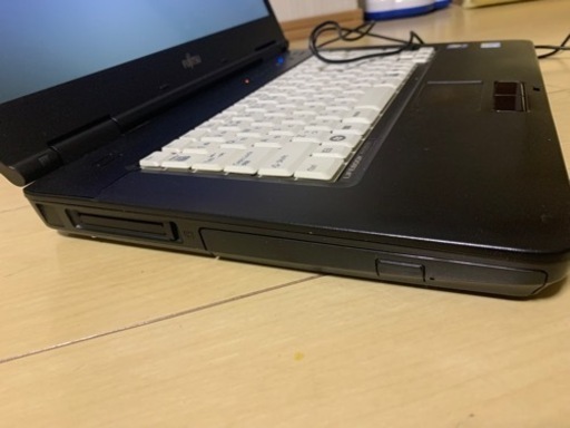富士通FMV LIFEBOOK C06006 新品SSD128GB メモリ8GB Webカメラ Celeron