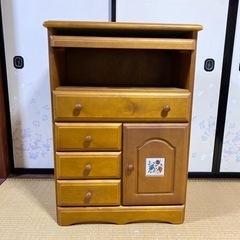 中古のキャビネット2