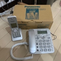 Panasonic電話機VE-GZ32DL