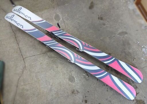 サロモン 141cm カービングスキー arc en ciel ビンディング付き