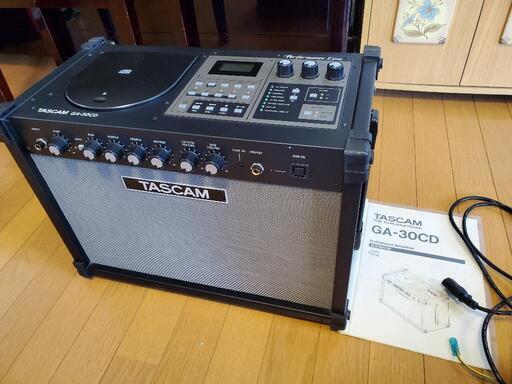 ギター練習用に！TASCAM ギターアンプ CDトレーナ内蔵 GA-30CD