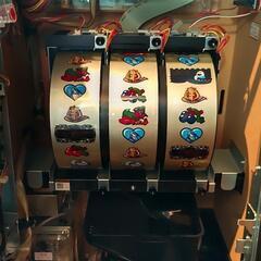 難あり　パチスロ　真女神転生　不要機　家庭用 希少 真・女神転生 パチスロ 実機 メダル不要機