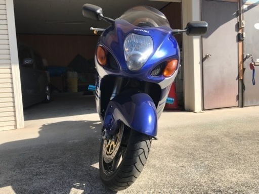 逆車 隼1300 ほぼノーマル車体 スズキ GSX1300R 隼（ハヤブサ） 試乗記