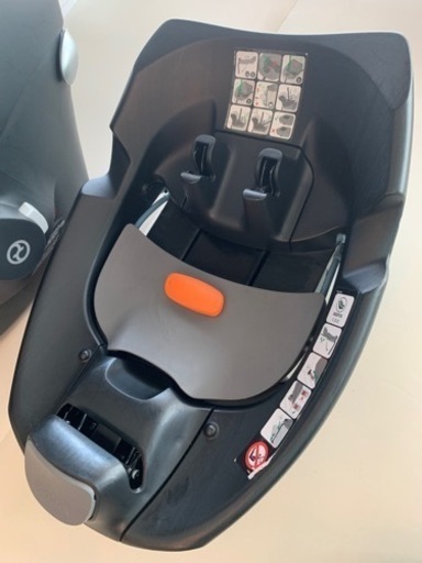 受渡予定者決定】サイベックス エイトンQ＋ISOFIXベース＋ミオス