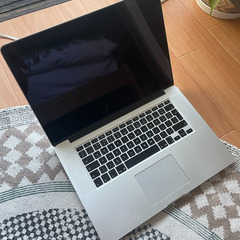 MacBook Pro ((Retina, 15-inch, M...
