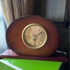 値下げ❗️SEIKO 木材の高級感ある置き時計