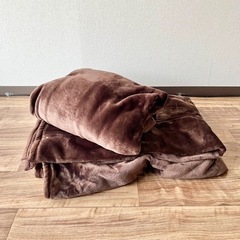 【お取引き中】毛布と、袖付き毛布のセット
