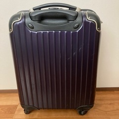 ジャンク　スーツケース