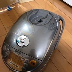 象印　ZOJIRUSHI NP-NA10型　圧力IH炊飯器　20...
