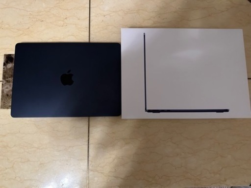 MacBook Air M2 ミッドナイト