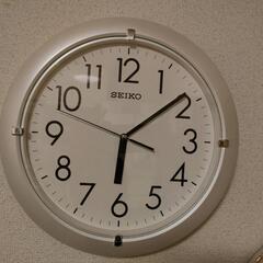 【決まりました】壁掛け時計（SEIKO）