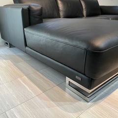 イタリアンレザーソファ　シンプルプレジャー