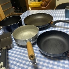 フライパン2 鍋1 行平鍋1 卵焼き機1  調理器具