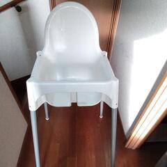 IKEAの子供椅子 落下防止ベルト付き