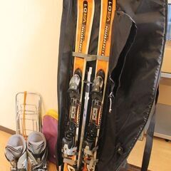 スキー板、スキー靴、ストック、キャリーカート　4点セット