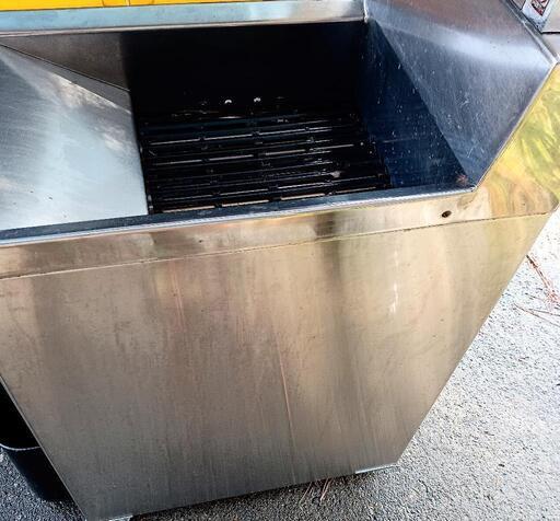 最終大幅値下げ!!サミー遠赤ガス式フライヤー13 L 中古品 最終大幅値下げ!!サミー遠赤ガス式フライヤー13 L 中古品