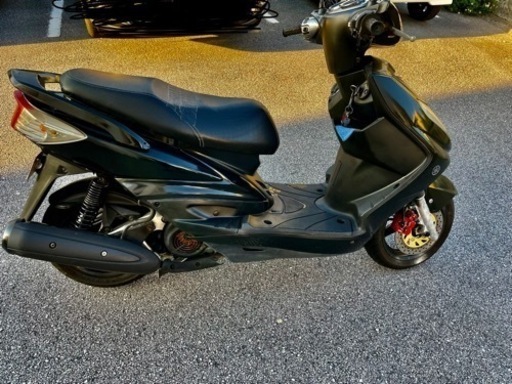 シグナスX2型125cc黒色