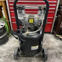 アストロプロダクツ　ハイスピードエアコンプレッサー38L  取説付き