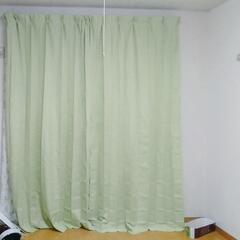 【取引中】黄緑の遮光カーテン