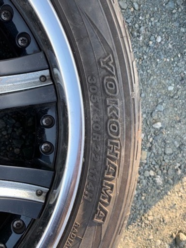 ヨコハマタイヤ 22インチ　4本　 ＜305/40R22 114H＞
