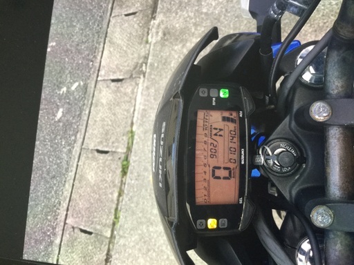 ジクサー150売ります。