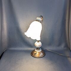 白熱灯照明器具　レトロ　ガラスシェード　テーブルランプ 明るさ調整可能　昭和　中古　C0CN0129