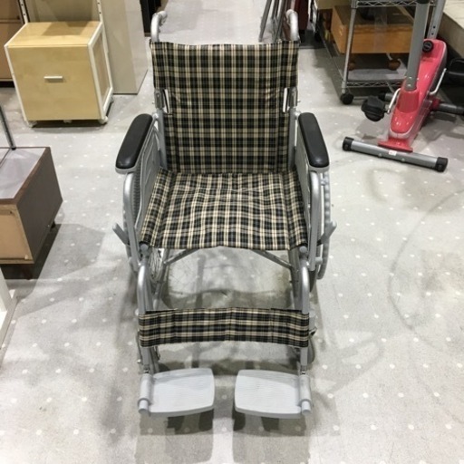 ハンドブレーキ付き  車いす