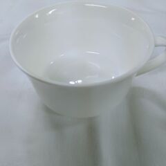 スープカップ　ボーンチャイナ（Made in Japan）中古