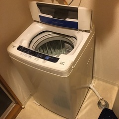 AQUA洗濯機　ホワイト112L 60kg (AQWS60B)