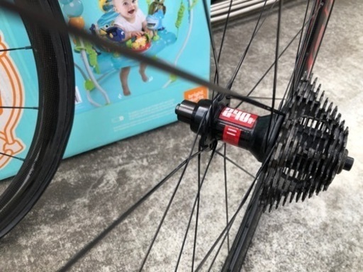 FFWD F4R dtswiss240 TU 前後