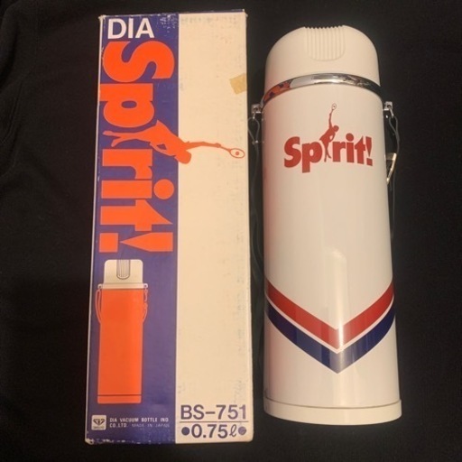 新品‼︎昭和レトロ✨ ダイヤ魔法瓶　水筒　Spirit!　スピリット！0.75ℓ