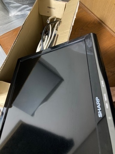 SHARP 19型 テレビ