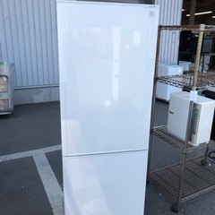 配送可能 シャープ SHARP SJ-PD27B-W [冷蔵庫 （271L・右開き） 2ドア  