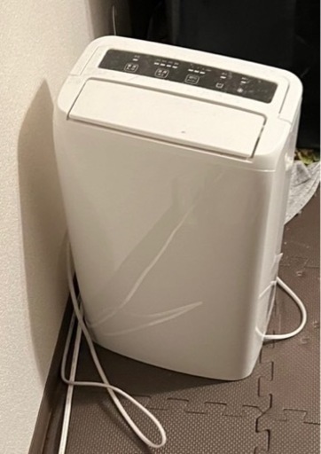 除湿機 去年4月新品購入箱あります。12日お渡しで