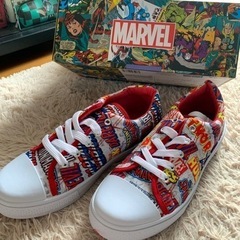 MARVEL スニーカー27cm