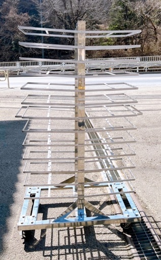 厨房機器カート（パンラック）W900×D540×H1560mm