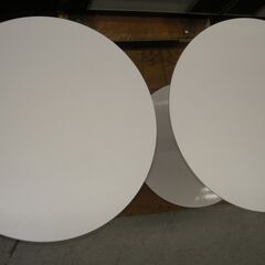 R488 人気白 円型 サイドテーブル、モダンサイドテーブル、2点セット 美品 φ45cm