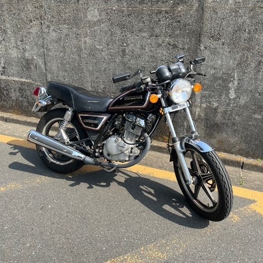 GN125-2F 原付二種 suzuki スズキ 125cc ピンクナンバー