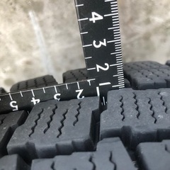 グッドイヤー スタッドレス 195/80/R15 LT ハイエース他