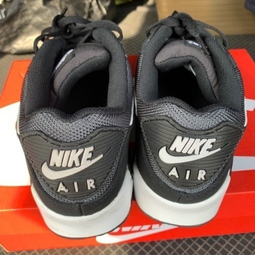 NIKE AIR MAX90未使用です。