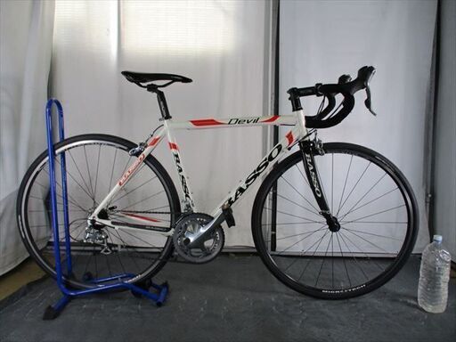 C578　★63000円スタート★整備済み スポーツ中古自転車 【ロードバイク　basso devi l 白】