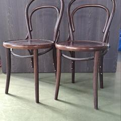 ベントウッドチェア　トーネット　椅子とテーブル　THONET